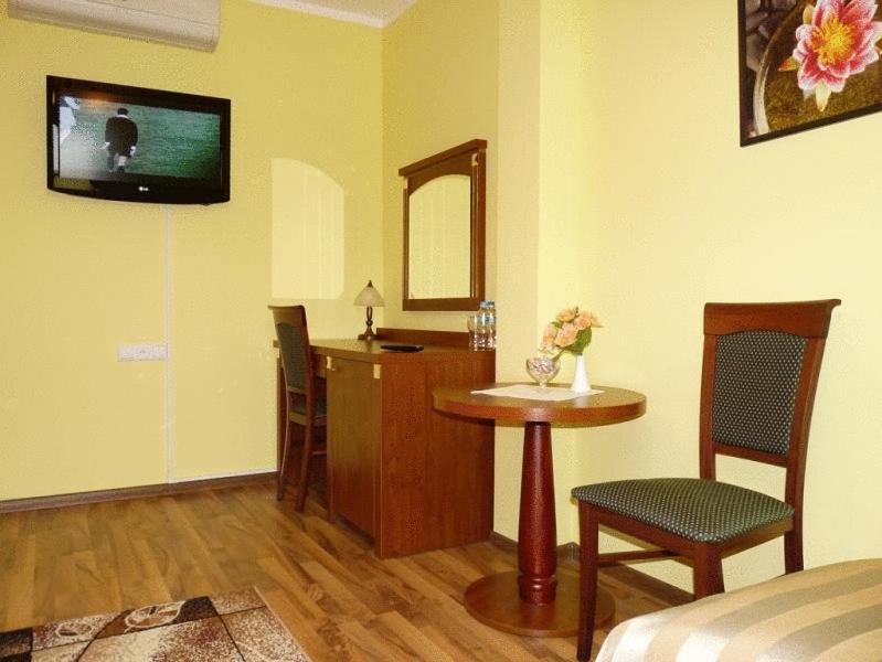 Hotel Zajazd Sokol Nienadówka Esterno foto
